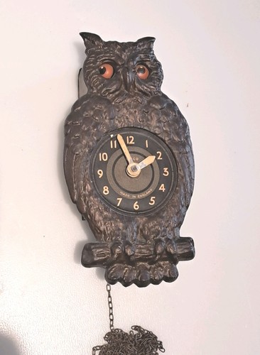 Vintage moving eyes owl - vintage, wall